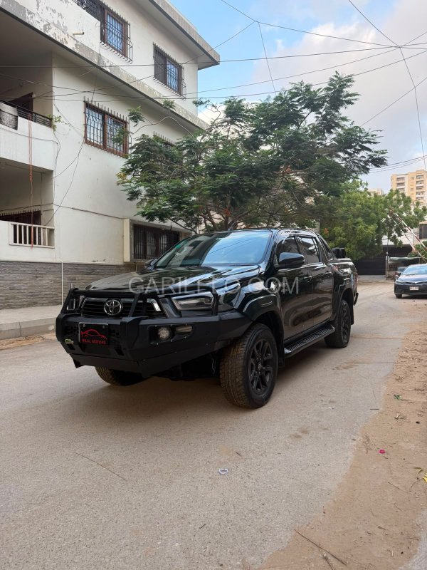 Toyota Hilux